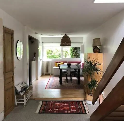 Maison Familiale Et Lumineuse Avec Jardin
